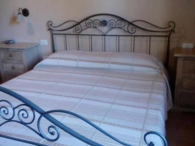 Terrace Retreat In The Marche Apartment *